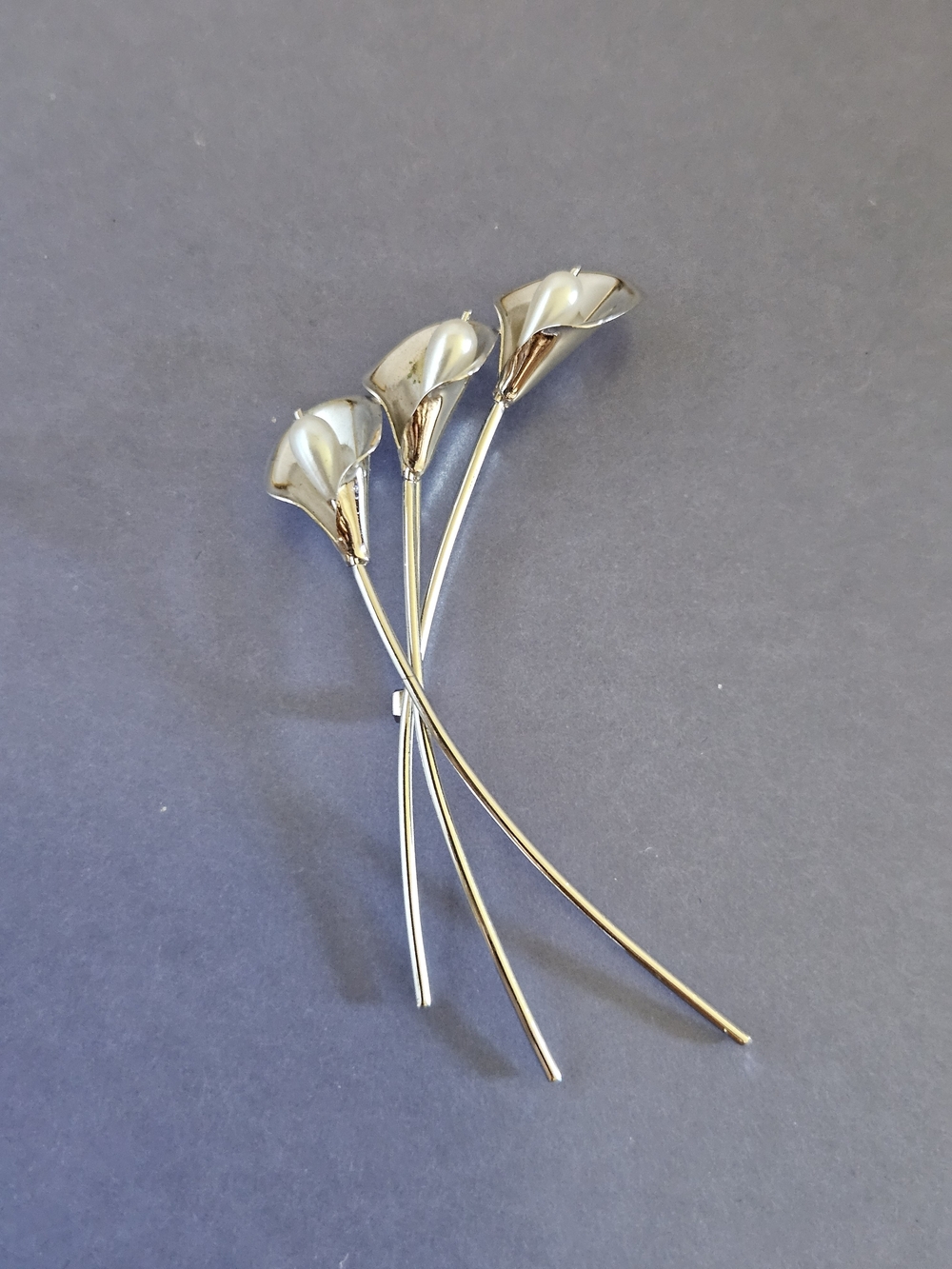 Beau Vintage Sterling Silver Calla Lily Brooch - Pearl Center